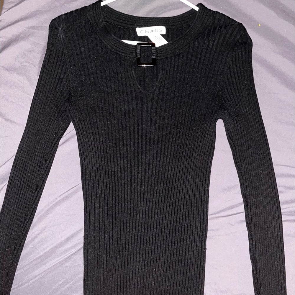 CHAUS ribbed black sweater with keyhole